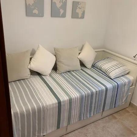 Apartment La Botavara *